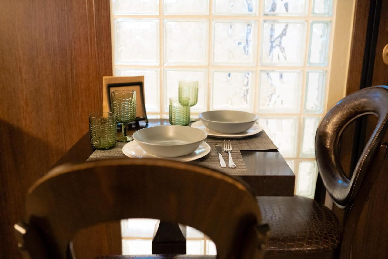 Margarita'S Suites Ateny Zewnętrze zdjęcie