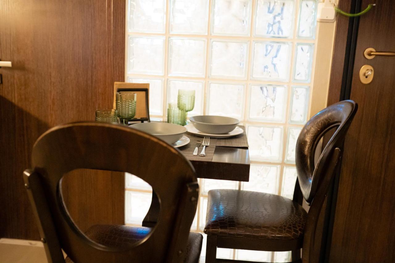 Margarita'S Suites Ateny Zewnętrze zdjęcie