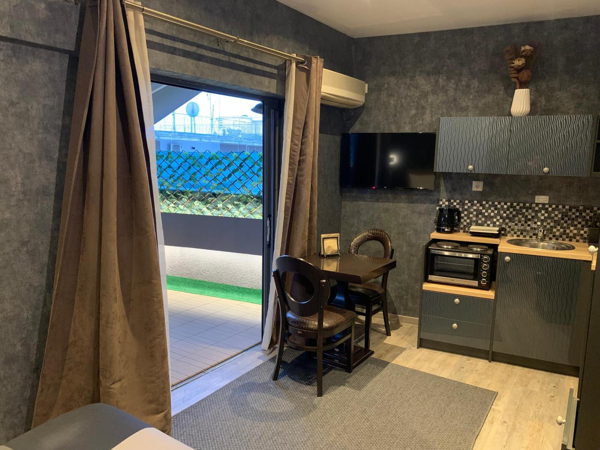 Margarita'S Suites Ateny Zewnętrze zdjęcie