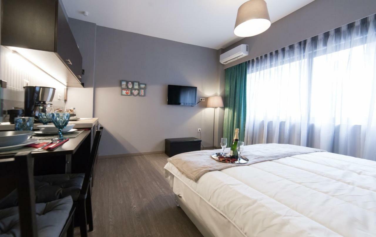 Margarita'S Suites Ateny Zewnętrze zdjęcie